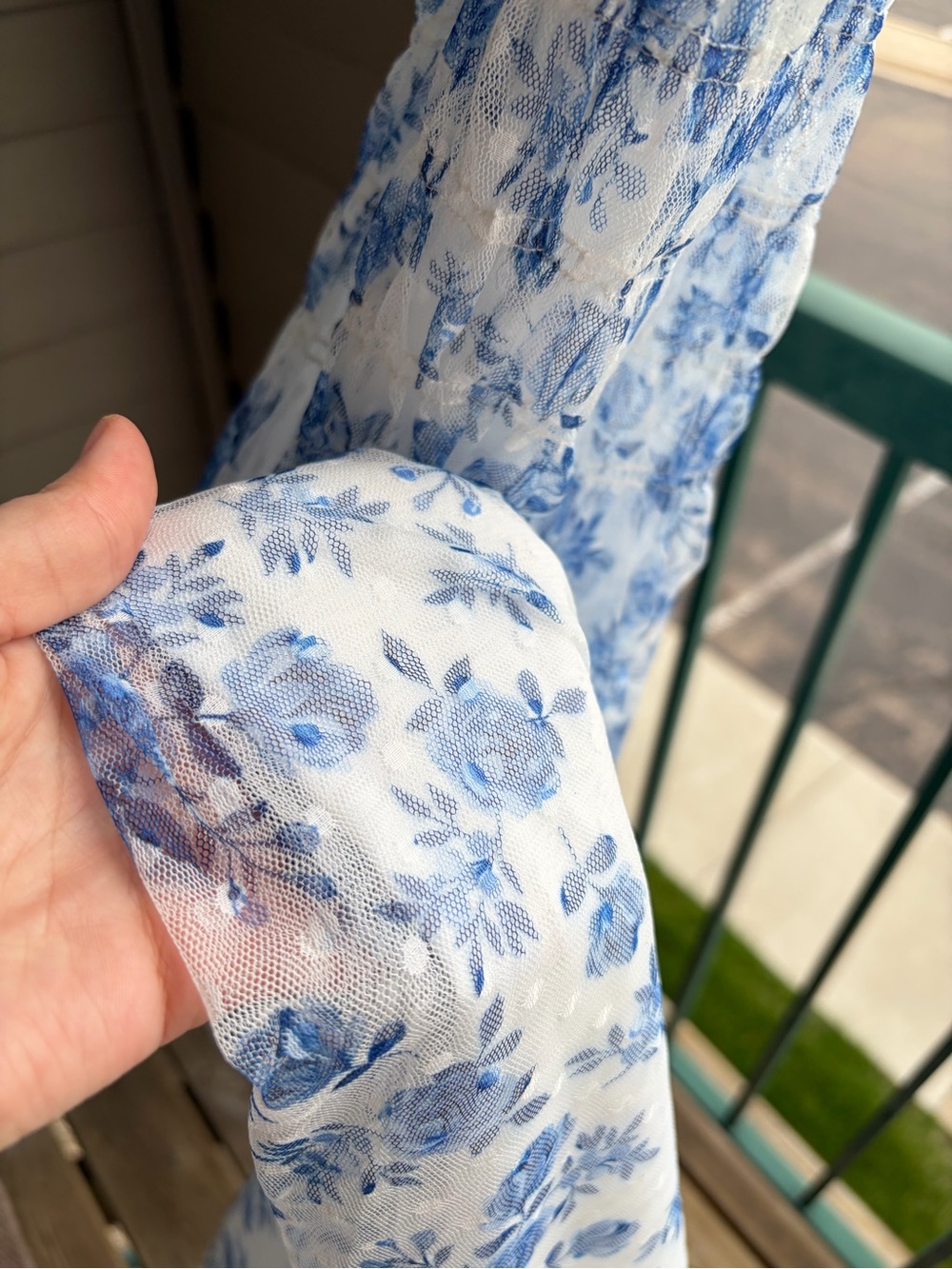 🆕🦋AQUA Blue White Floral Midi Dress Size L Bodice Tulle Overlay Cottagecore - Picture 12 of 17